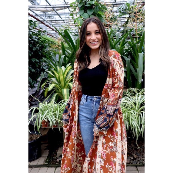 NWT Bohemian Long Lightweight Kimono - Picture 5 of 6